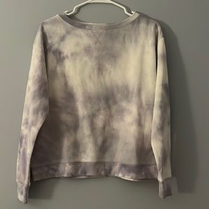 Womens Purple tie-dye crewneck sweatshirt! 💟